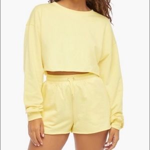 New with tags. Crop Yellow sweatshirt size medium